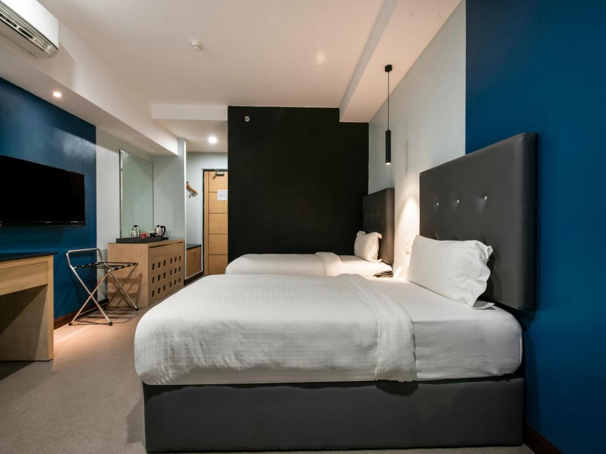 Bay Area Suites Manila Exteriör bild