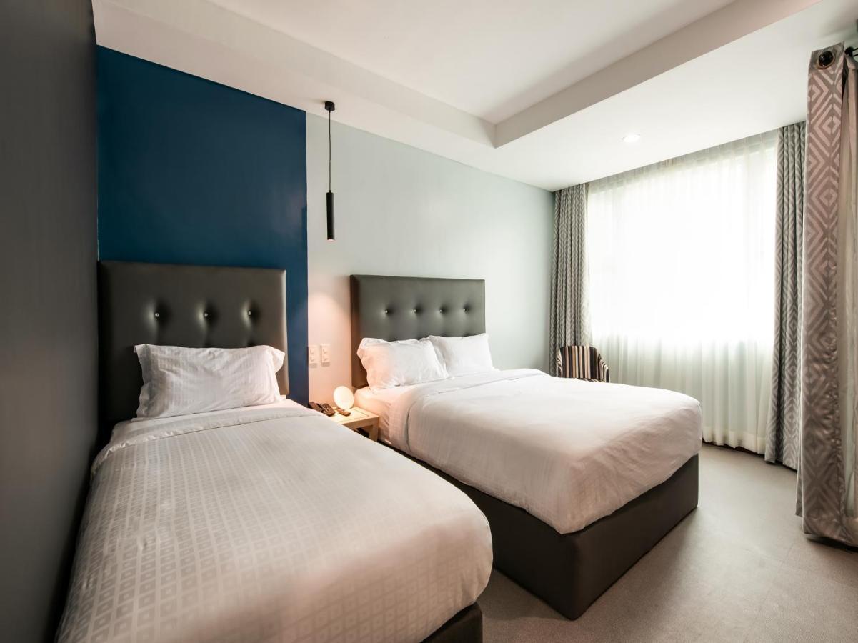 Bay Area Suites Manila Exteriör bild