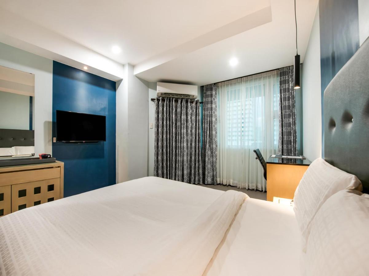 Bay Area Suites Manila Exteriör bild