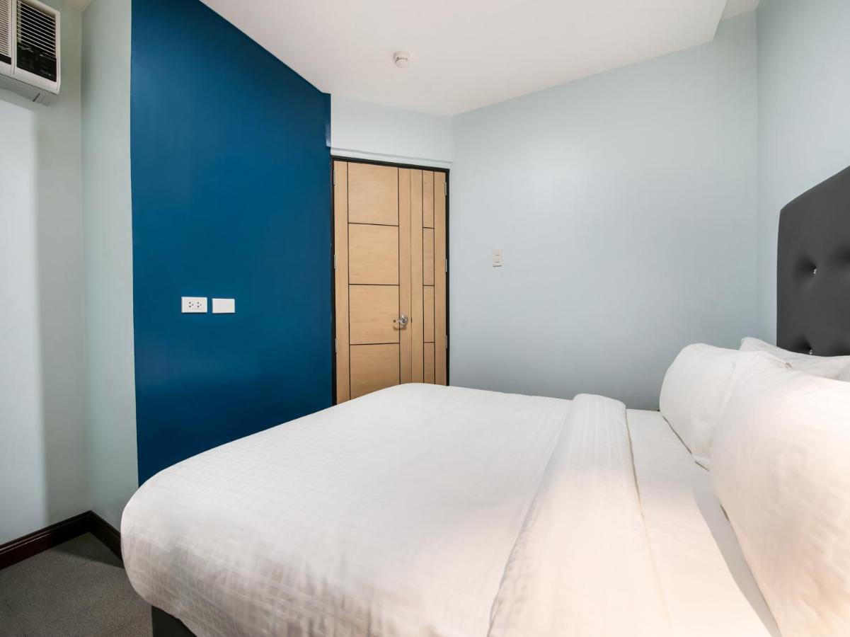 Bay Area Suites Manila Exteriör bild