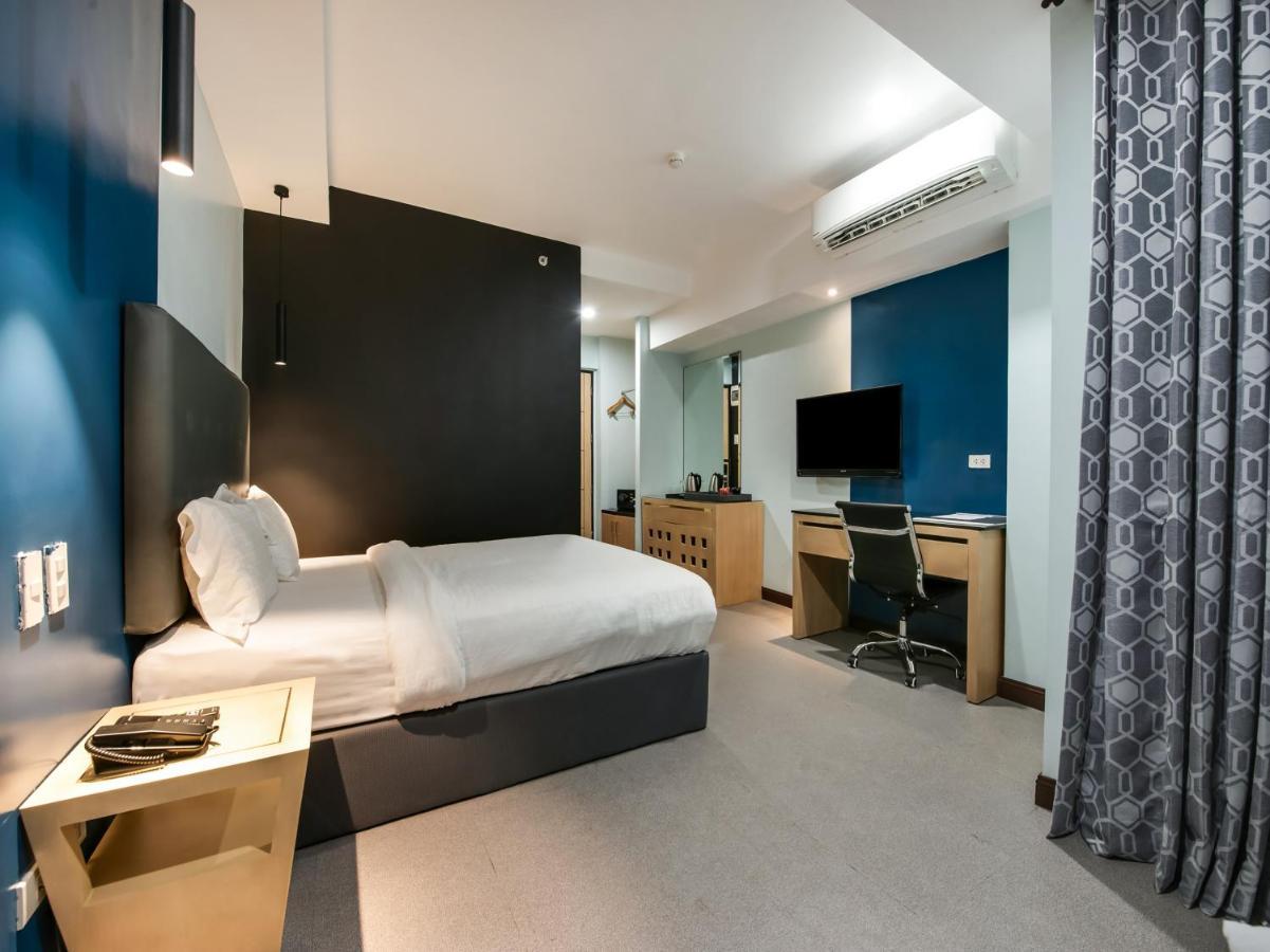 Bay Area Suites Manila Exteriör bild