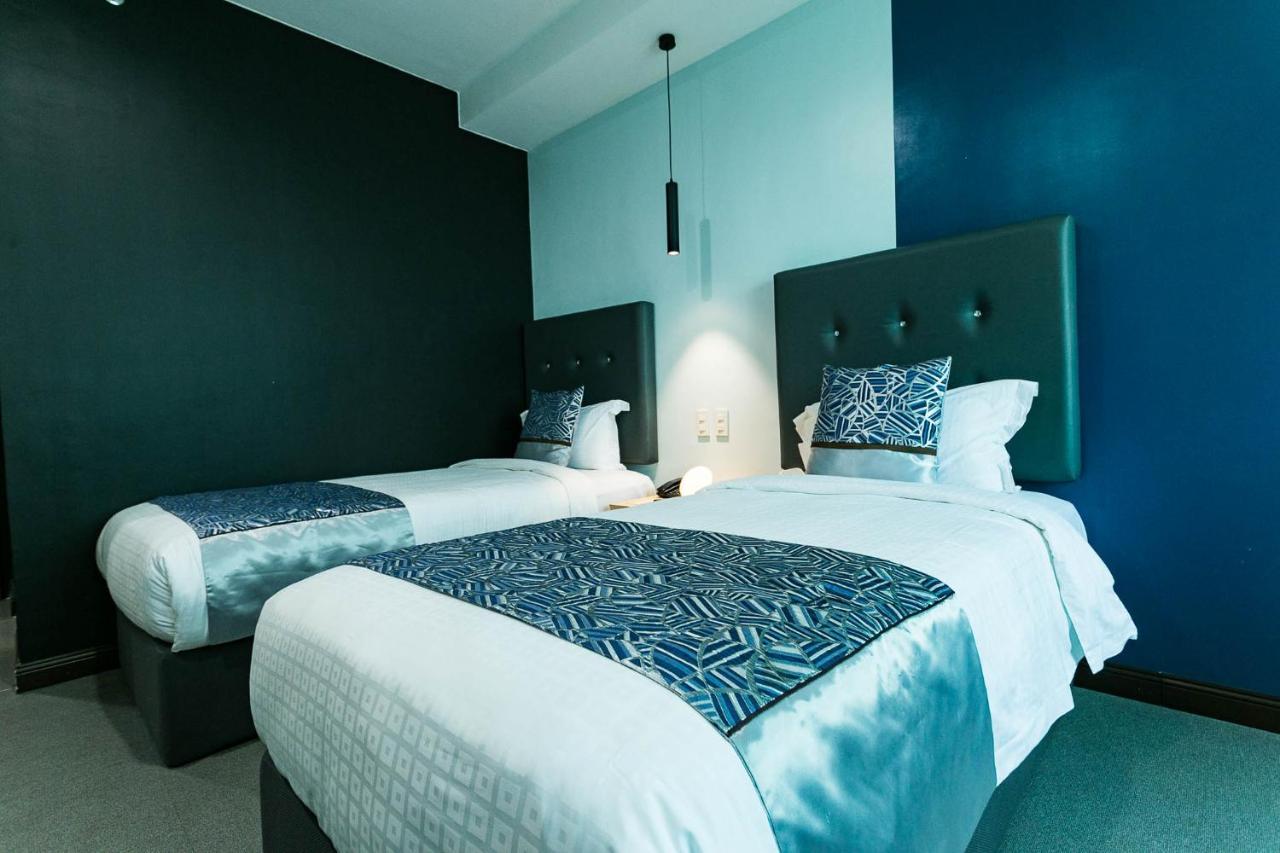Bay Area Suites Manila Exteriör bild