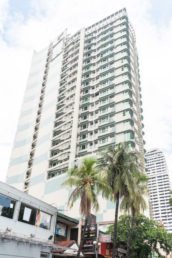Bay Area Suites Manila Exteriör bild