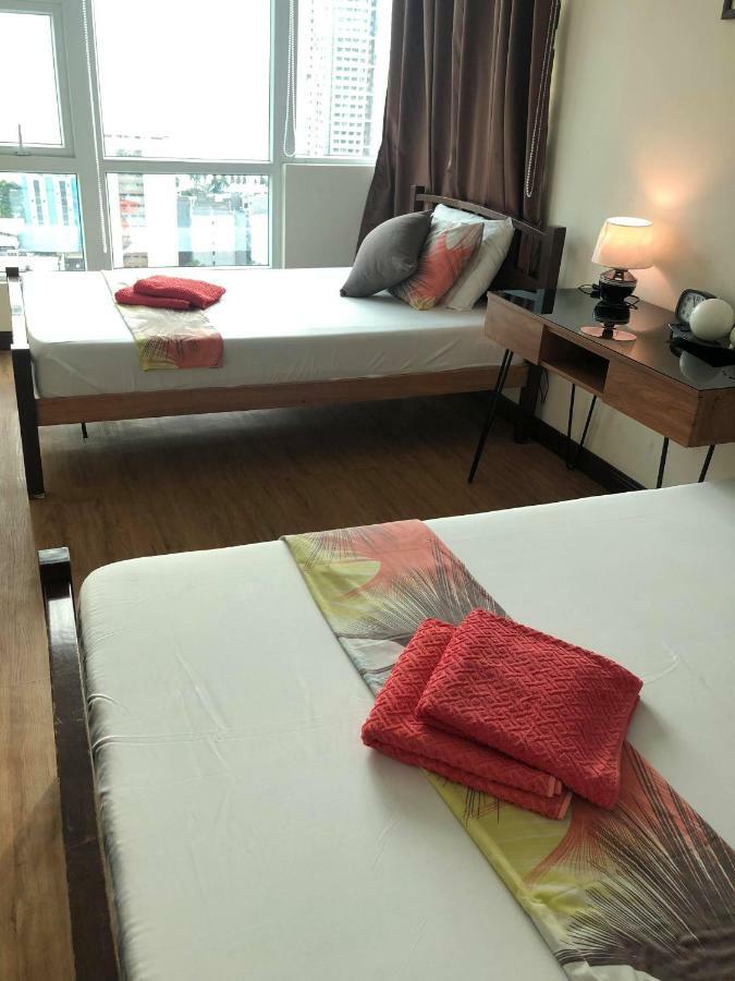 Bay Area Suites Manila Exteriör bild